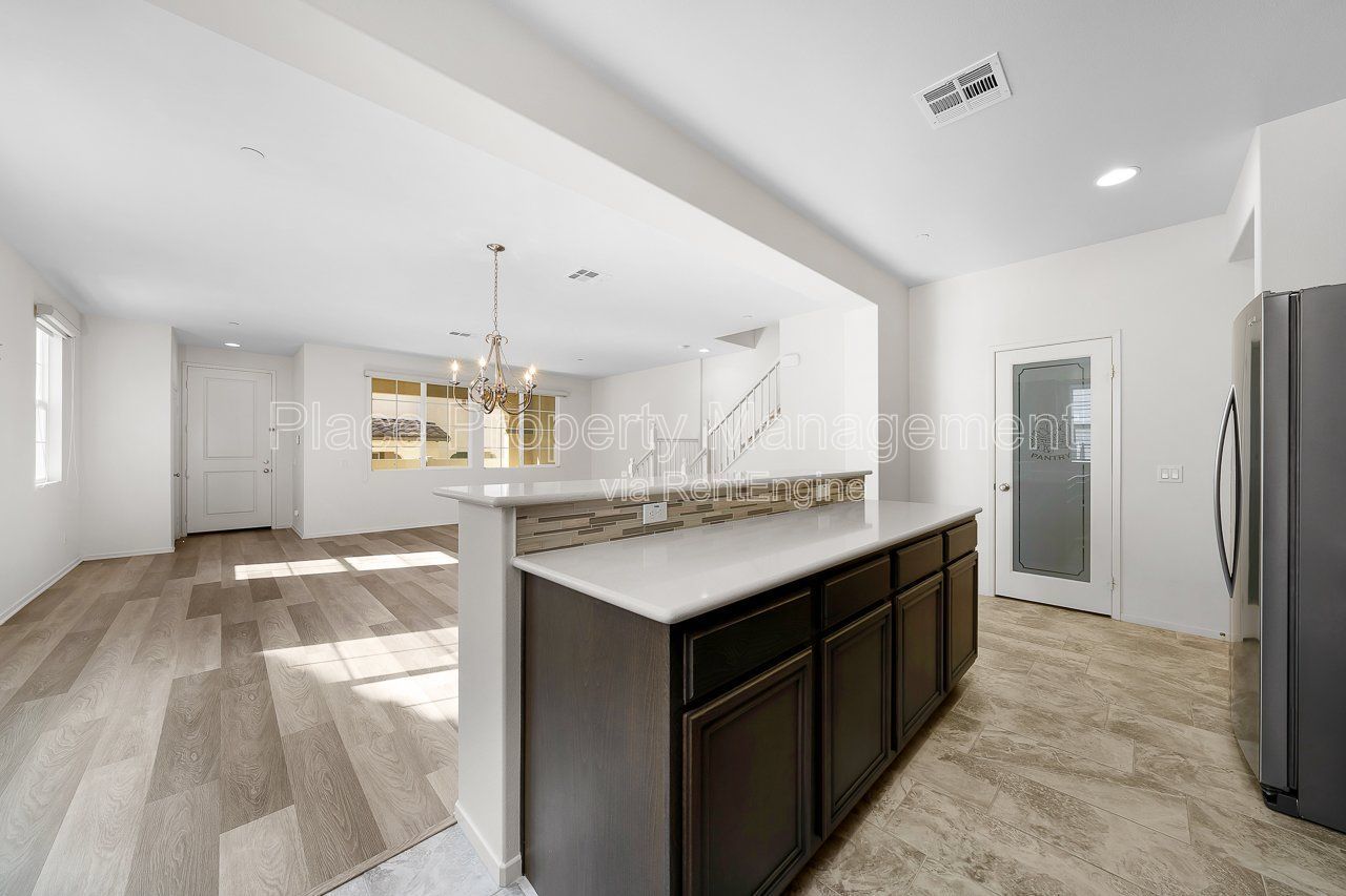 Modern 2 bedroom 2.5 bath Townhome plus a Loft & One-Car Garage...Move-in Ready! property image
