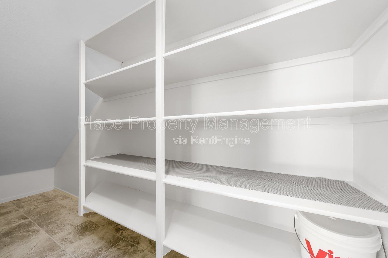 Modern 2 bedroom 2.5 bath Townhome plus a Loft & One-Car Garage...Move-in Ready! property image