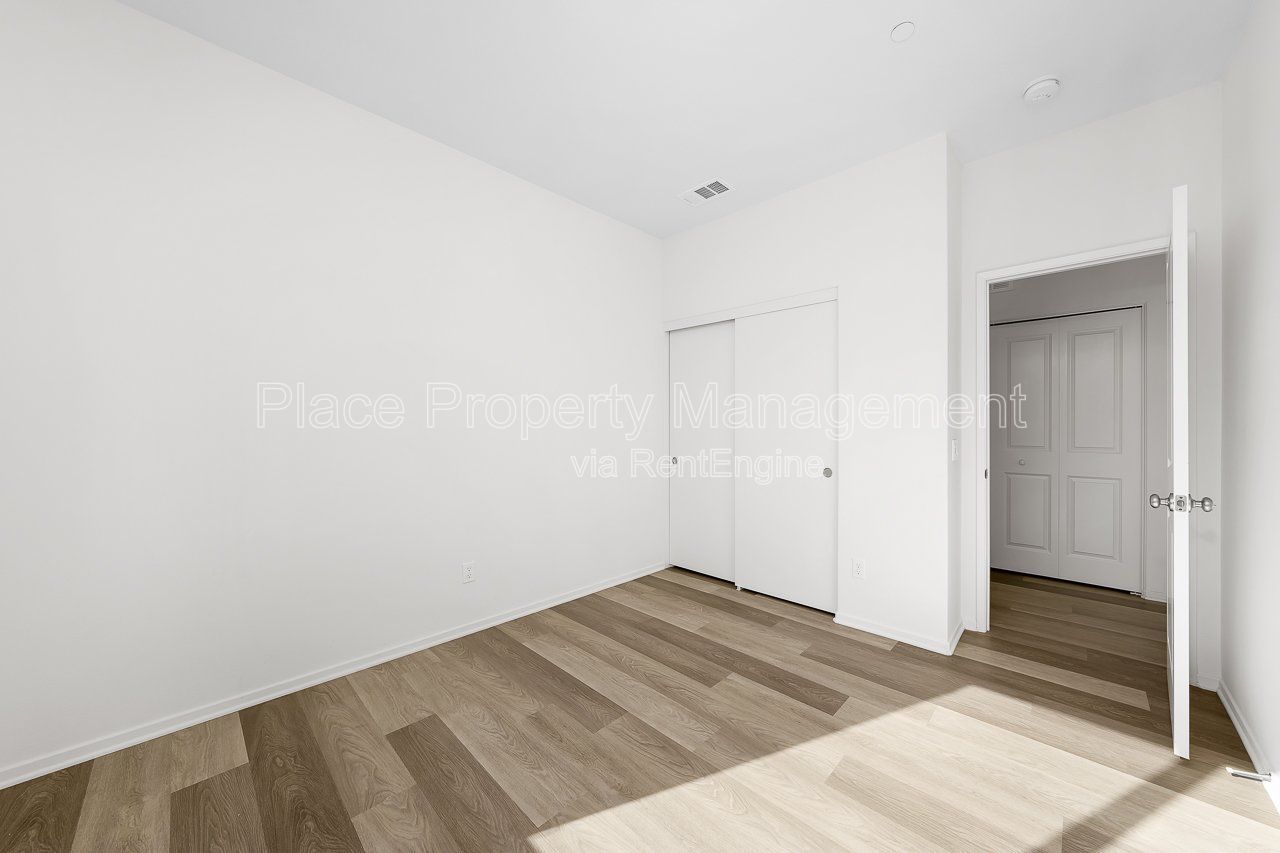 Modern 2 bedroom 2.5 bath Townhome plus a Loft & One-Car Garage...Move-in Ready! property image