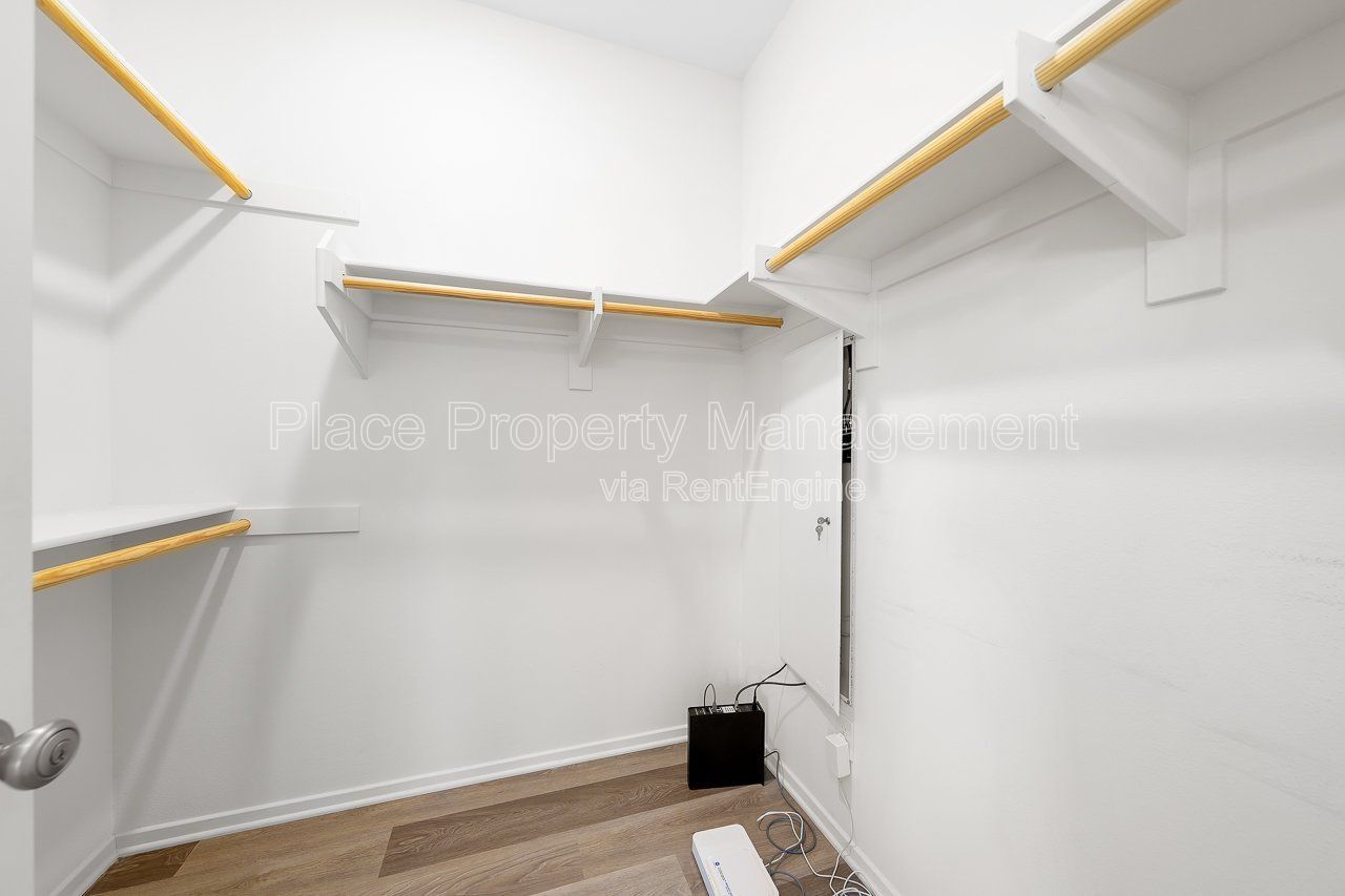 Modern 2 bedroom 2.5 bath Townhome plus a Loft & One-Car Garage...Move-in Ready! property image