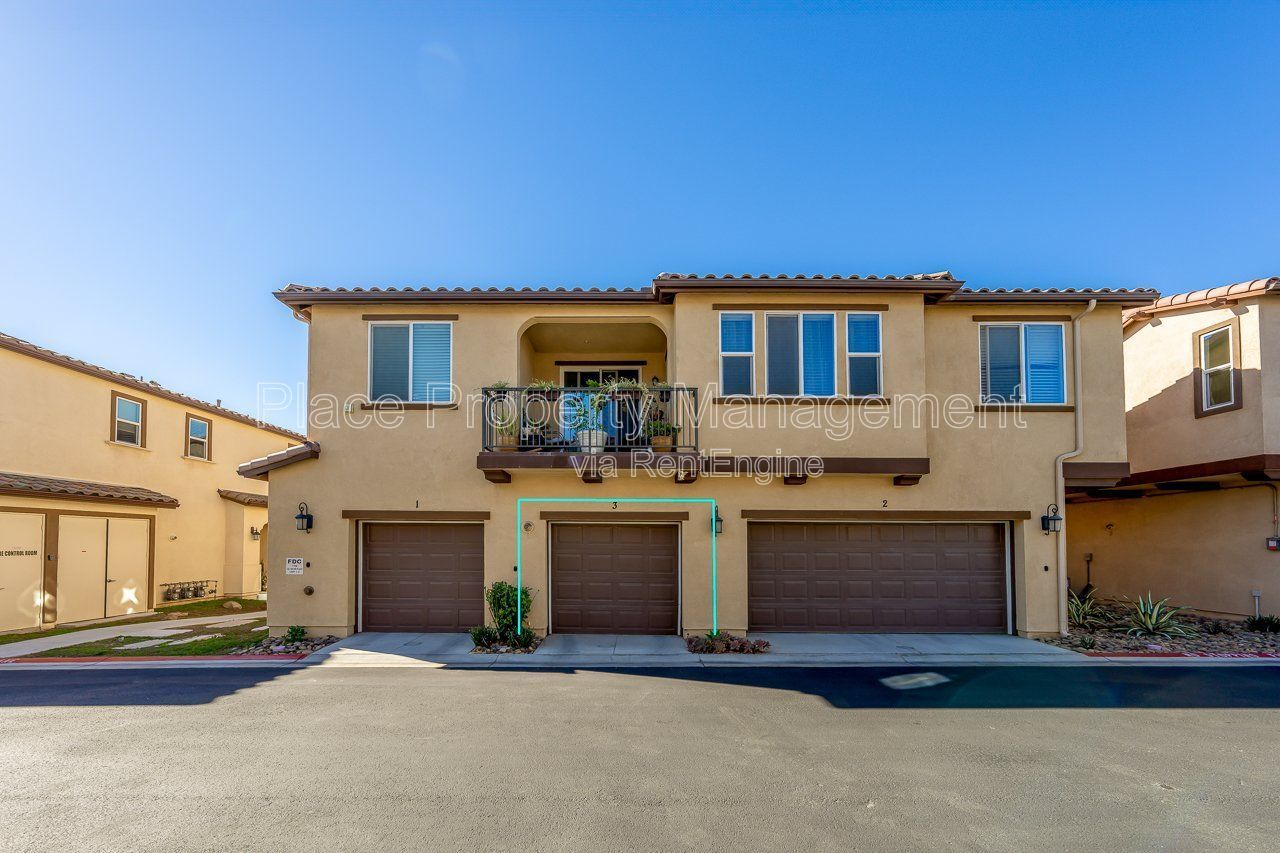 Modern 2 bedroom 2.5 bath Townhome plus a Loft & One-Car Garage...Move-in Ready! property image